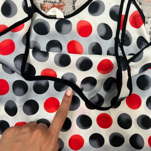 Polls Dot Tank - Picture 9 of 12